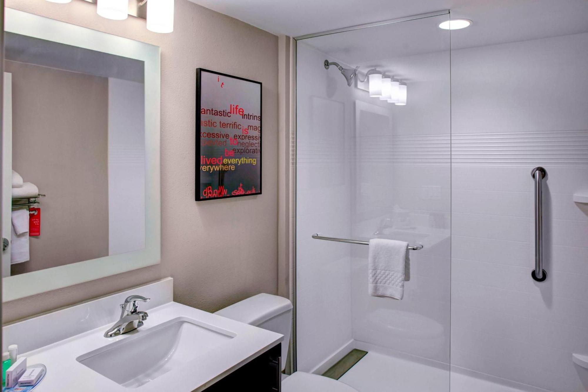 ทาวน์เพลส สวีท แมคอน เมอร์เซอร์ ยูนิเวอร์ซิตี้ Hotel เมคอน ภายนอก รูปภาพ
